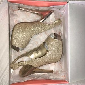 De Blossom Collection Prom/Bridal Platform Heels